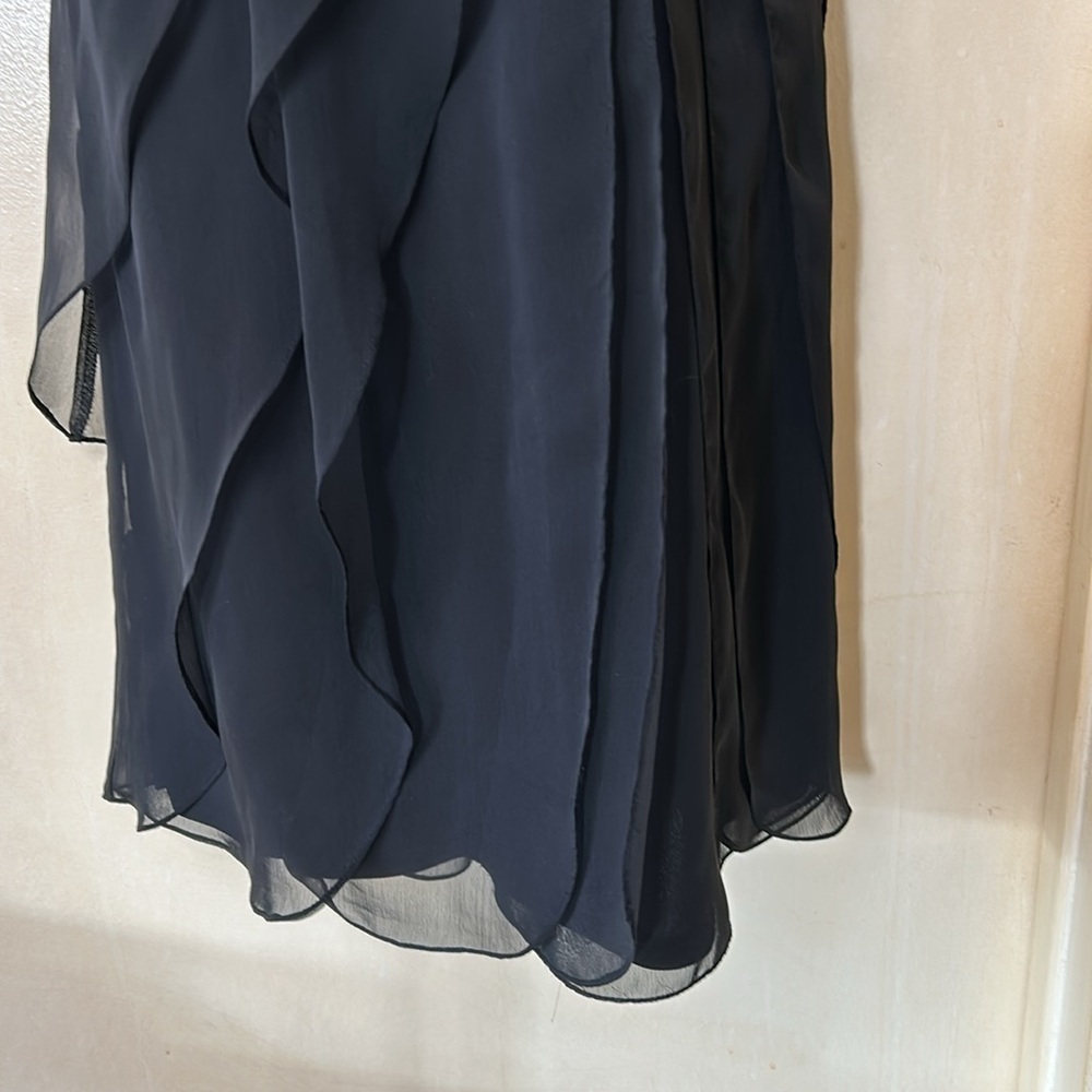 Adrianna Papell black ruffled cocktail dress size 4P - Picture 4 of 12